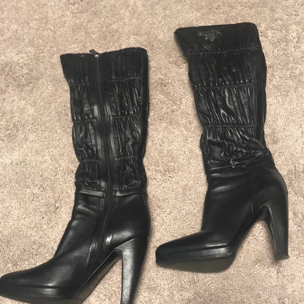 Prada boots - Picture 4 of 4